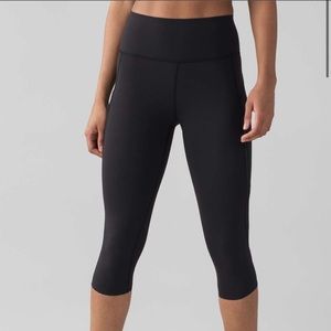 Lululemon Pace Perfect Crop 17inch
